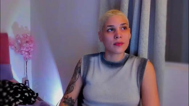 Thumbnail 2, laura_r23's Stream at Chaturbate, 16 hours ago