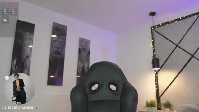 Image 9 of laura_roldan Stream on Chaturbate on 18 months ago