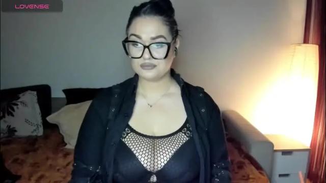 Thumbnail 3, laura_sinner's Stream at Chaturbate, 1 month ago