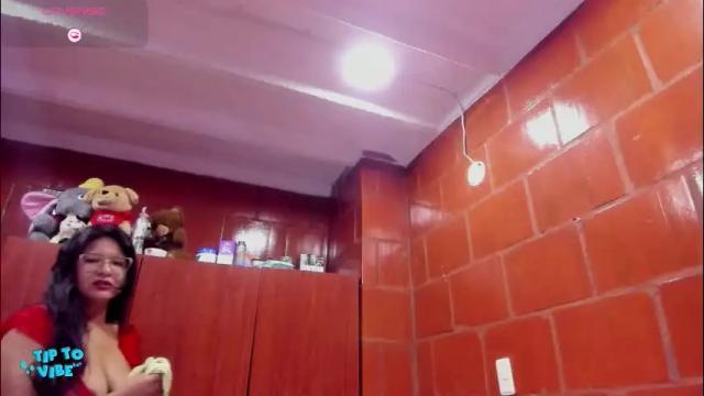 Image 12 of laura_smith0 Stream on Chaturbate on 1 month ago