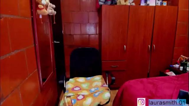 Thumbnail 1, laura_smith0's Stream at Chaturbate, 2 months ago