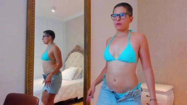 Image 2 of laura_soto1 Stream on Chaturbate on 14 months ago