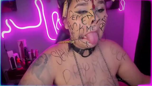 Image 6 of laura_takint Stream on Chaturbate on 16 months ago