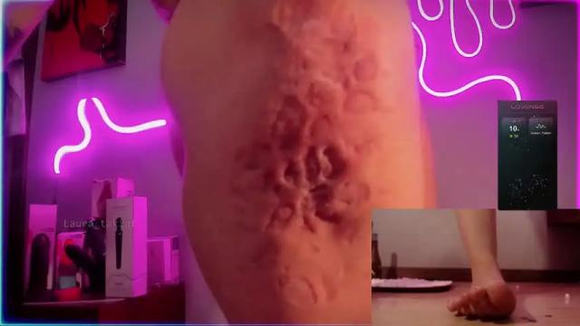 Image 10 of laura_takint Stream on Chaturbate on 15 months ago
