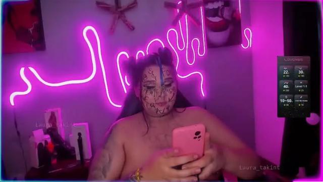 Image 2 of laura_takint Stream on Chaturbate on 15 months ago
