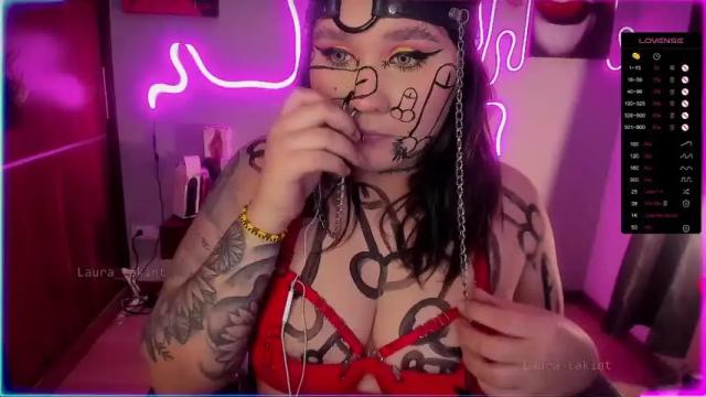 Image 2 of laura_takint Stream on Chaturbate on 15 months ago