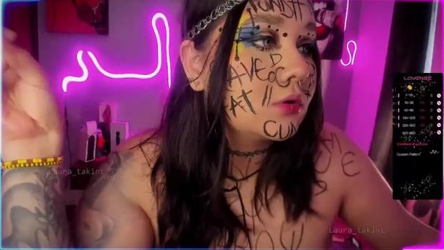 Image 3 of laura_takint Stream on Chaturbate on 15 months ago