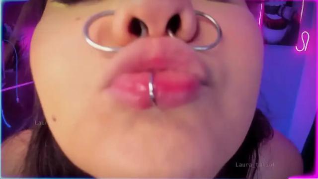 Image 6 of laura_takint Stream on Chaturbate on 15 months ago