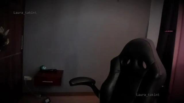 Image 6 of laura_takint Stream on Chaturbate on 14 months ago