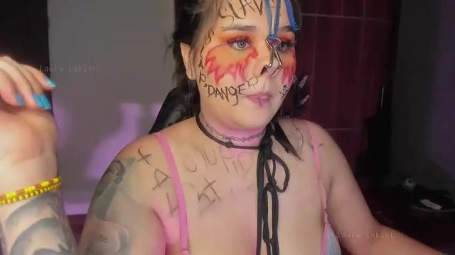 Image 6 of laura_takint Stream on Chaturbate on 13 months ago