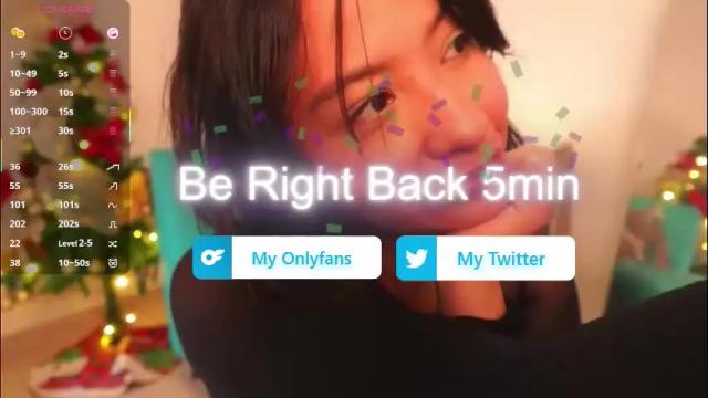 Image 8 of laura_zans_ Stream on Chaturbate on 1 month ago