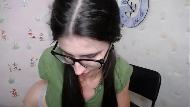 Image 10 of lauradre_ Stream on Chaturbate on 3 months ago