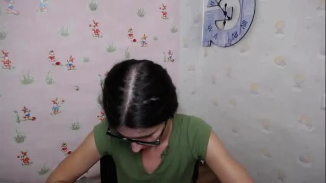 Image 2 of lauradre_ Stream on Chaturbate on 3 months ago