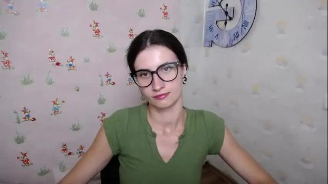 Image 3 of lauradre_ Stream on Chaturbate on 3 months ago