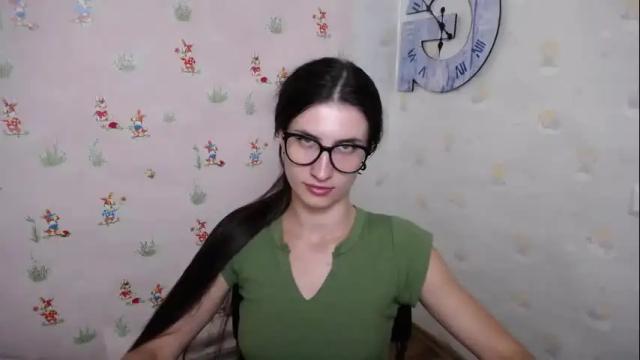 Image 7 of lauradre_ Stream on Chaturbate on 3 months ago