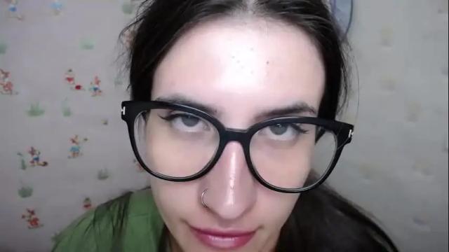 Image 8 of lauradre_ Stream on Chaturbate on 3 months ago