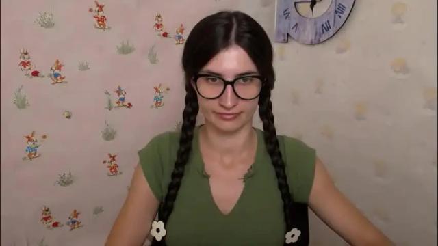 Image 2 of lauradre_ Stream on Chaturbate on 2 months ago