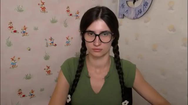 Image 4 of lauradre_ Stream on Chaturbate on 2 months ago