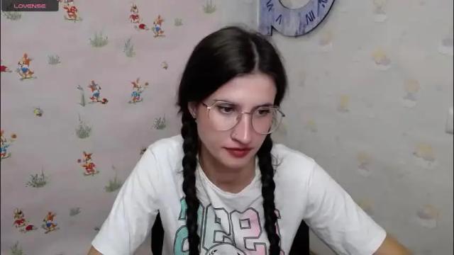 Thumbnail 1, lauradre_'s Stream at Chaturbate, 2 months ago