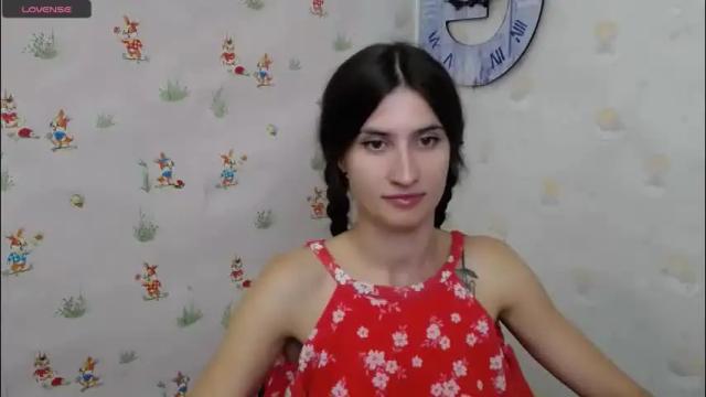 Image 11 of lauradre_ Stream on Chaturbate on 2 months ago