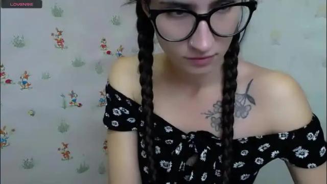 Image 10 of lauradre_ Stream on Chaturbate on 2 months ago
