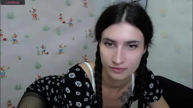 Image 7 of lauradre_ Stream on Chaturbate on 2 months ago