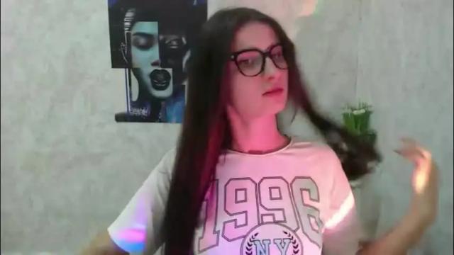 Image 10 of lauradre_ Stream on Chaturbate on 2 months ago