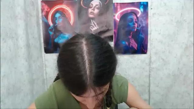 Image 7 of lauradre_ Stream on Chaturbate on 1 month ago