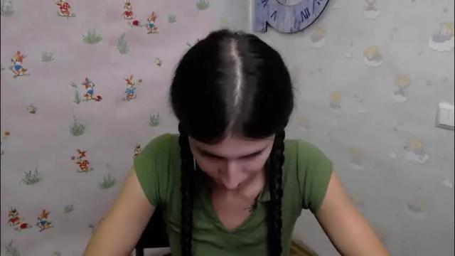 Image 2 of lauradre_ Stream on Chaturbate on 1 month ago