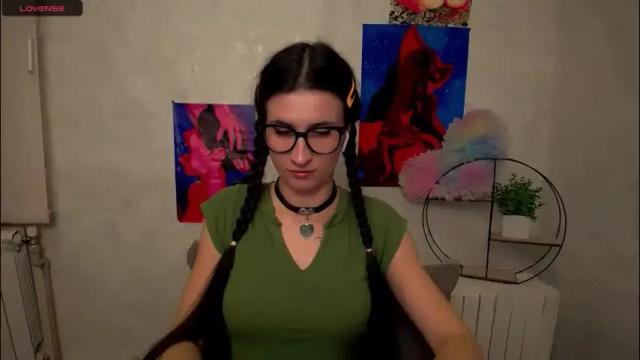 Thumbnail 1, lauradre_'s Stream at Chaturbate, 2 months ago