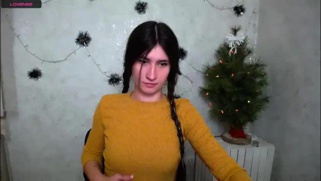 Image 2 of lauradre_ Stream on Chaturbate on 1 month ago