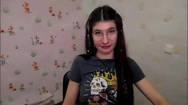 Image 2 of lauradre_ Stream on Chaturbate on 29 days ago