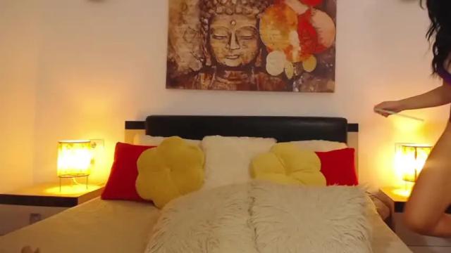 Image 3 of lauragreen34 Stream on Chaturbate on 21 months ago