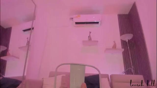 Image 4 of laurah_hill Stream on Chaturbate on 1 month ago