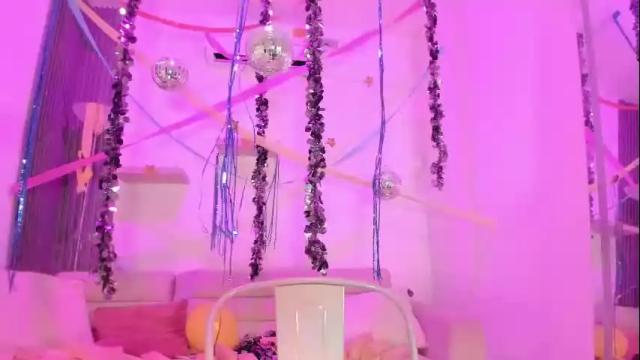 Thumbnail 1, laurah_hill's Stream at Chaturbate, 28 days ago