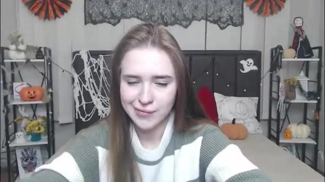 Thumbnail 3, laurahlot's Stream at Chaturbate, 2 months ago