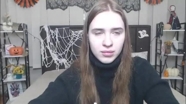 Image 11 of laurahlot Stream on Chaturbate on 2 months ago