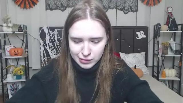 Image 2 of laurahlot Stream on Chaturbate on 2 months ago