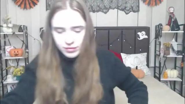 Image 4 of laurahlot Stream on Chaturbate on 2 months ago