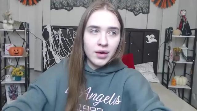 Thumbnail 3, laurahlot's Stream at Chaturbate, 1 month ago