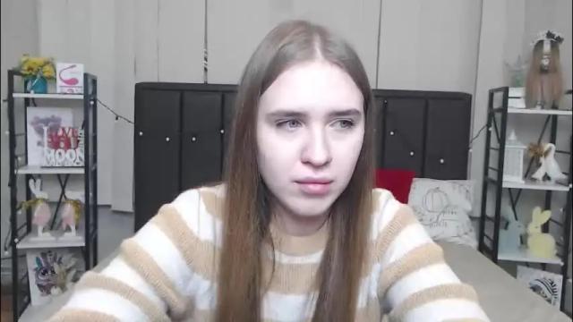 Image 10 of laurahlot Stream on Chaturbate on 2 months ago