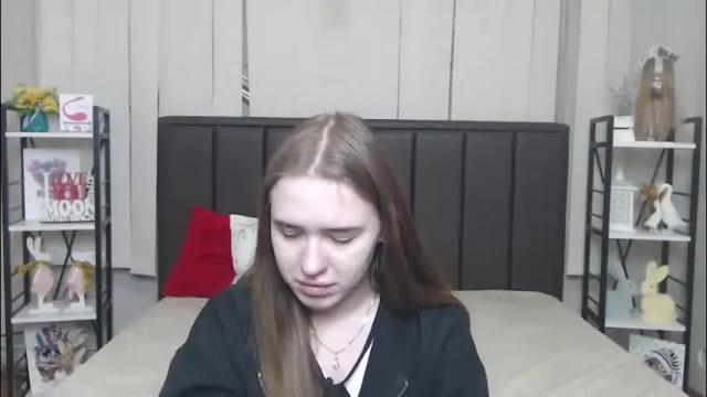 Image 6 of laurahlot Stream on Chaturbate on 1 month ago