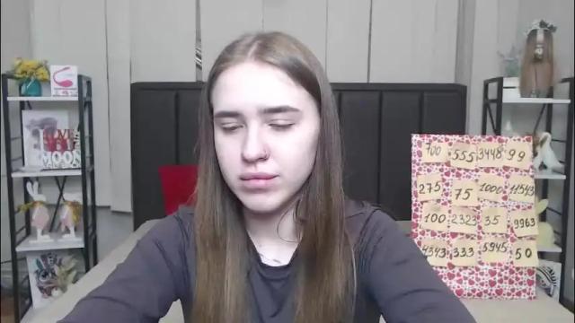 Image 10 of laurahlot Stream on Chaturbate on 1 month ago