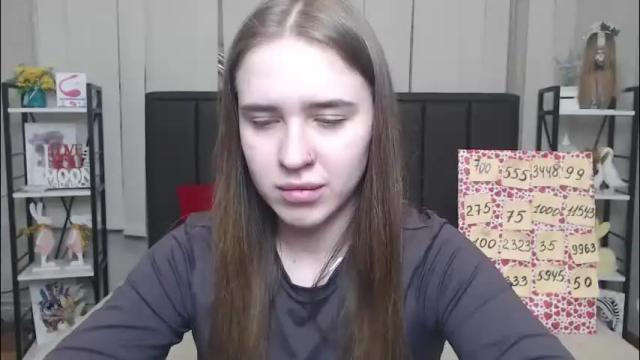 Image 12 of laurahlot Stream on Chaturbate on 1 month ago