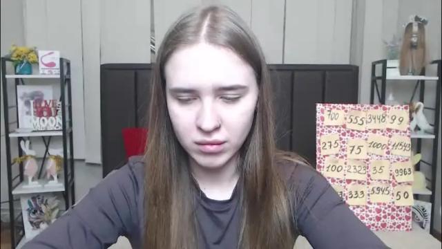 Image 6 of laurahlot Stream on Chaturbate on 1 month ago