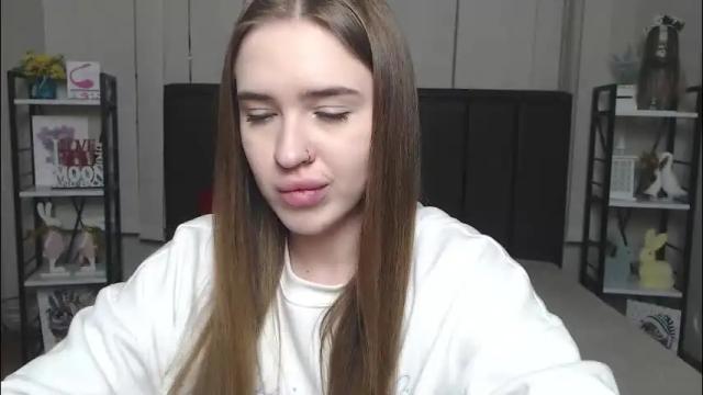 Thumbnail 3, laurahlot's Stream at Chaturbate, 1 month ago