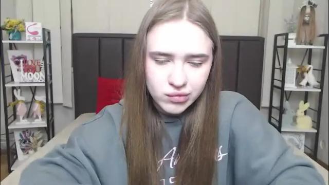 Image 7 of laurahlot Stream on Chaturbate on 1 month ago