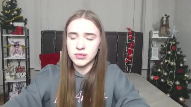 Image 8 of laurahlot Stream on Chaturbate on 1 month ago