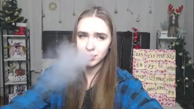 Image 4 of laurahlot Stream on Chaturbate on 24 days ago