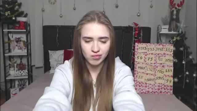 Image 4 of laurahlot Stream on Chaturbate on 10 days ago